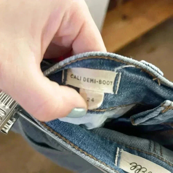 Madewell cali Demi boot jeans 24 - Picture 3 of 6